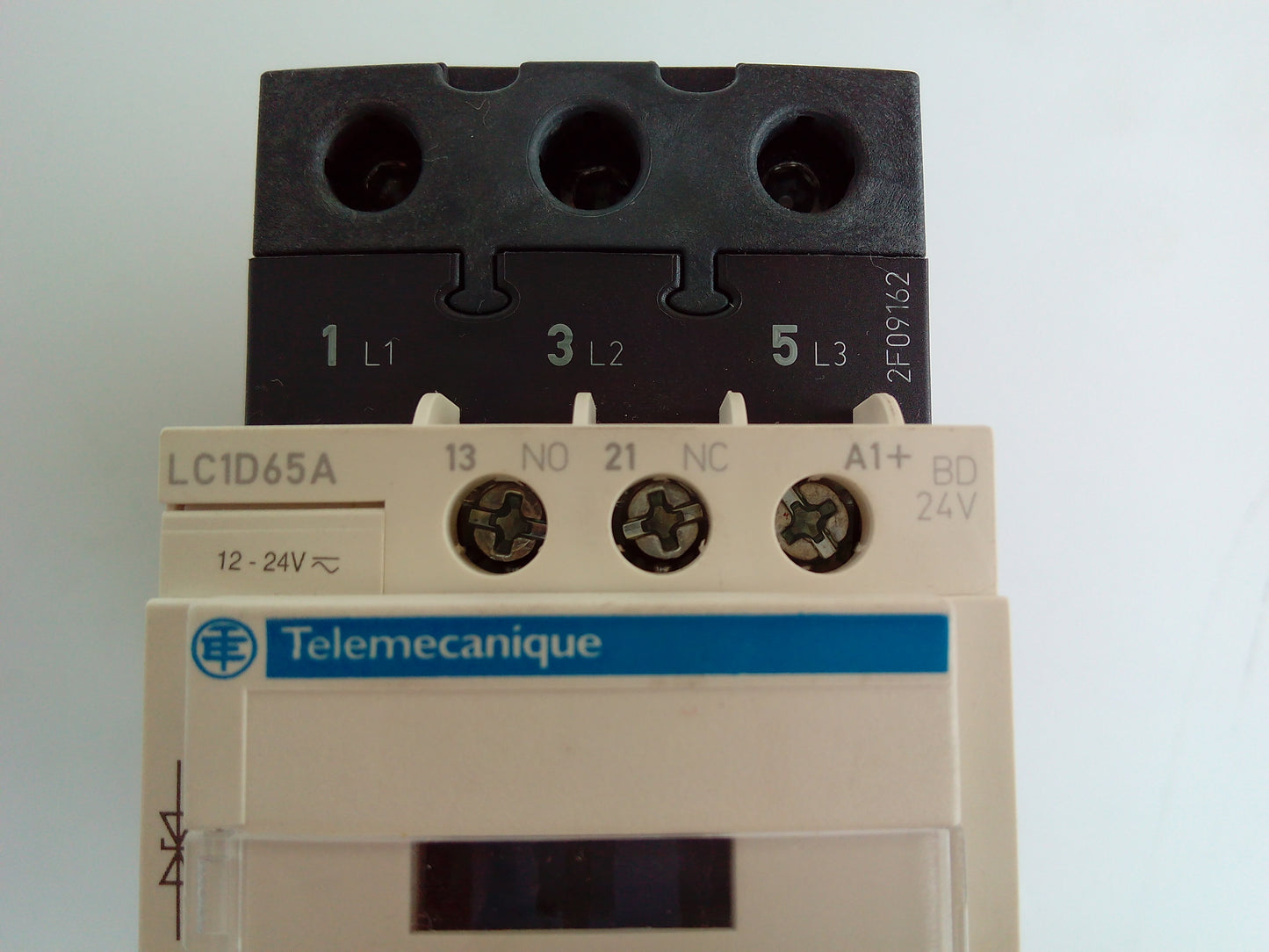 CONTACTOR 0465 80A/12-24VAC LC1D65A-BD TRIFASICO TELEMECANIQUE