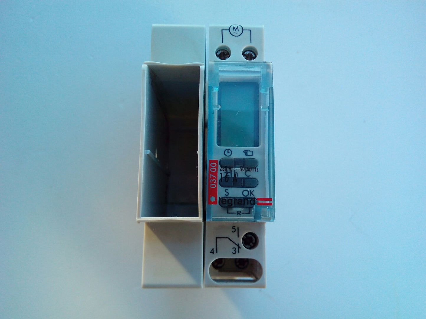RELOJ 0567 PROGRAMADOR DIGITAL LEGRAND ref 037 00