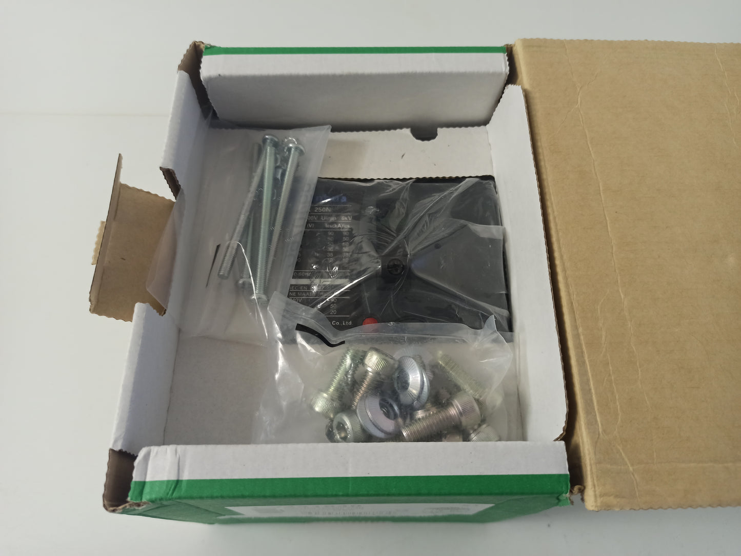 MSX250N 175/250A/4P INTERRUPTOR AUTOMATICO