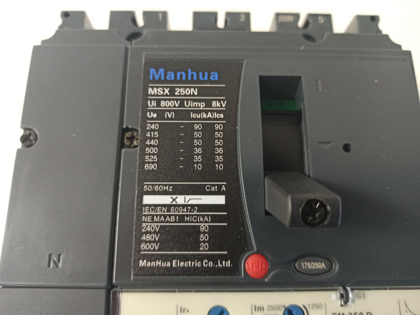 MSX250N 175/250A/4P INTERRUPTOR AUTOMATICO